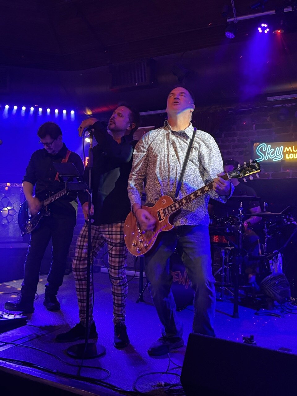 Kevin Grossnicklaus - Lead Guitar